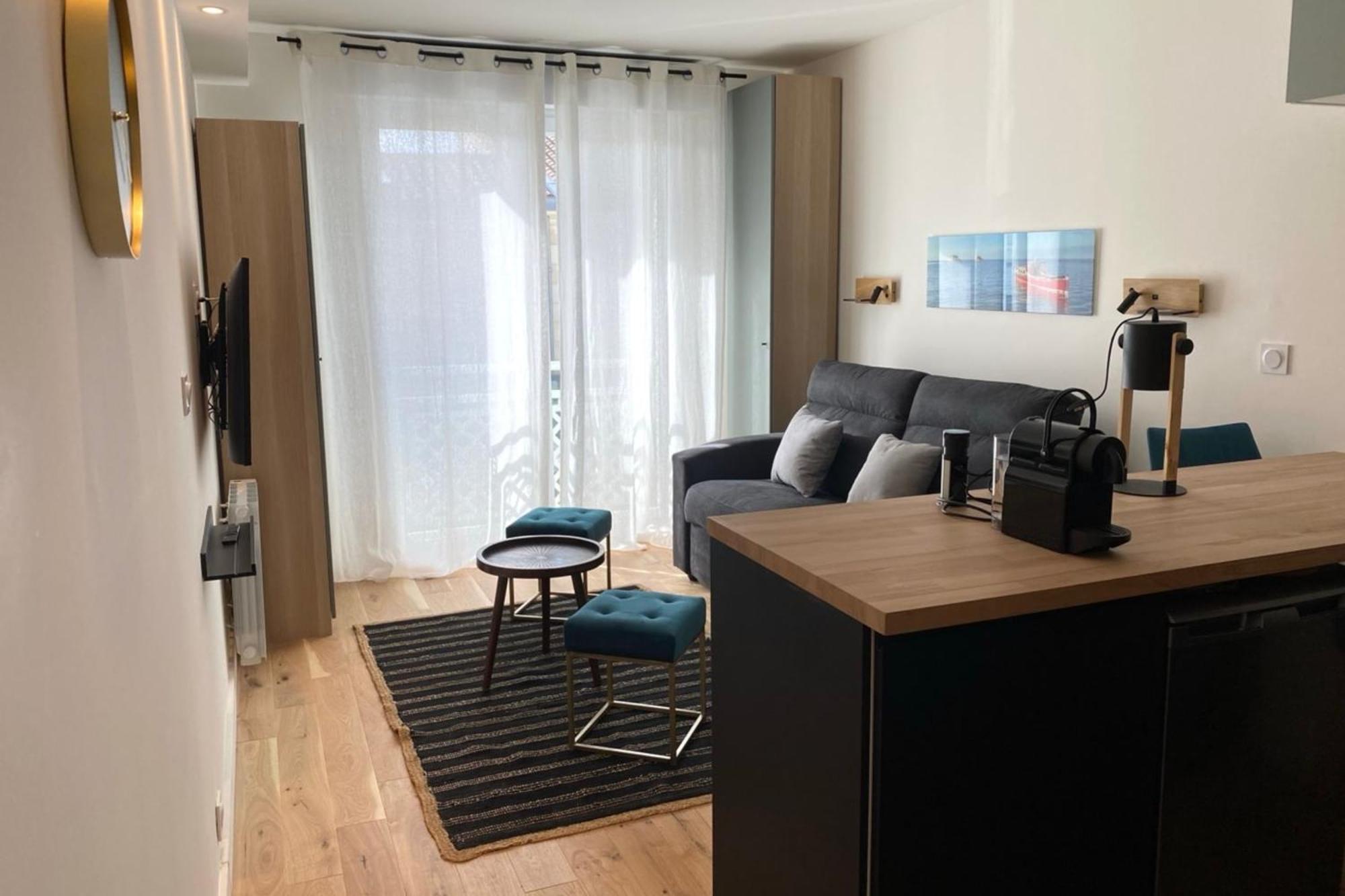Apartment Beautiful With Pool *
